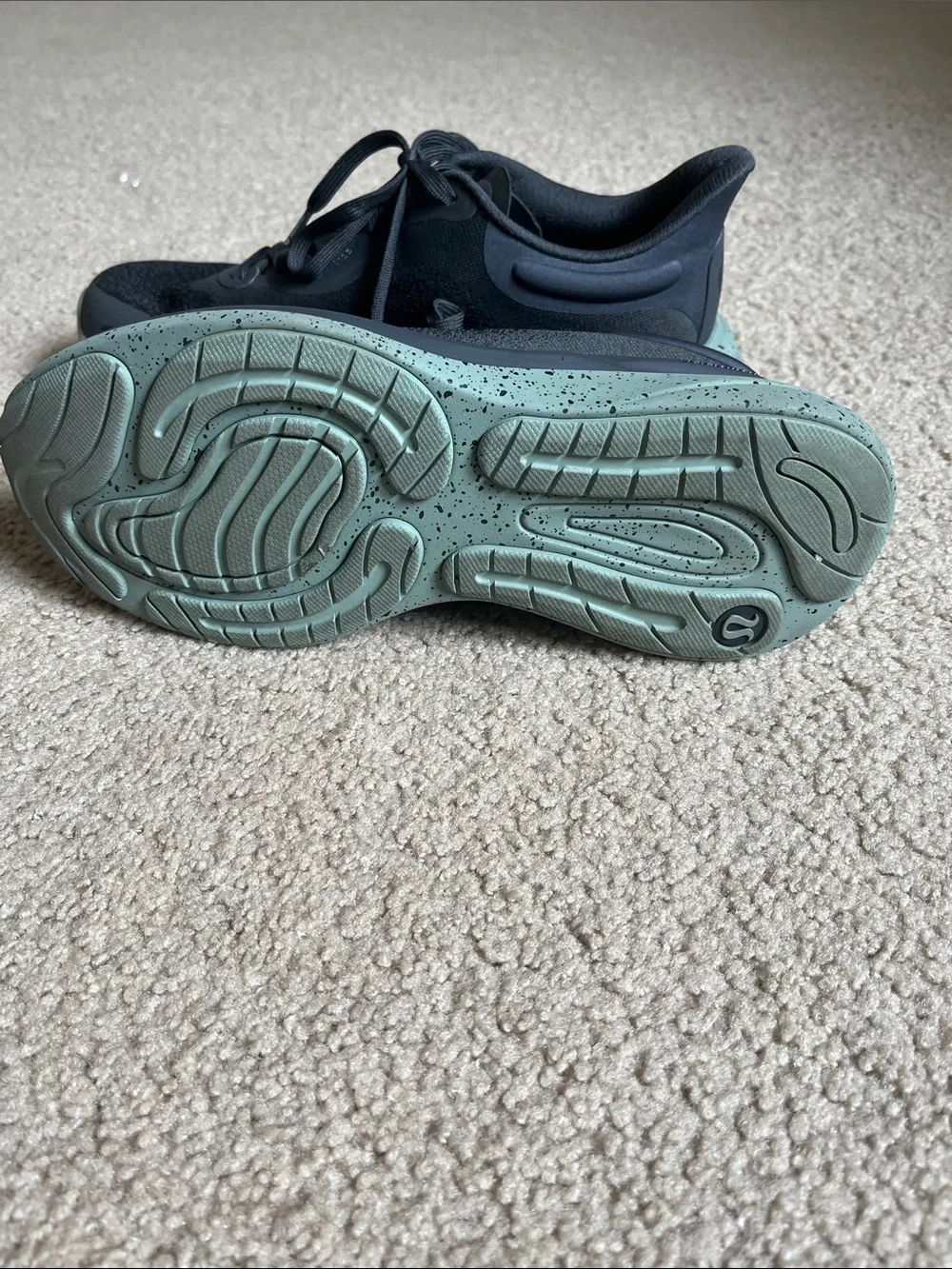 lululemon athletica breathable knit